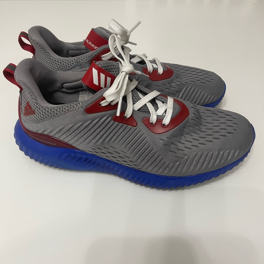 Running shoes